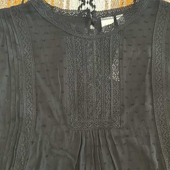 *NWT* Gap Sleeveless Blouse - Picture 2 of 5